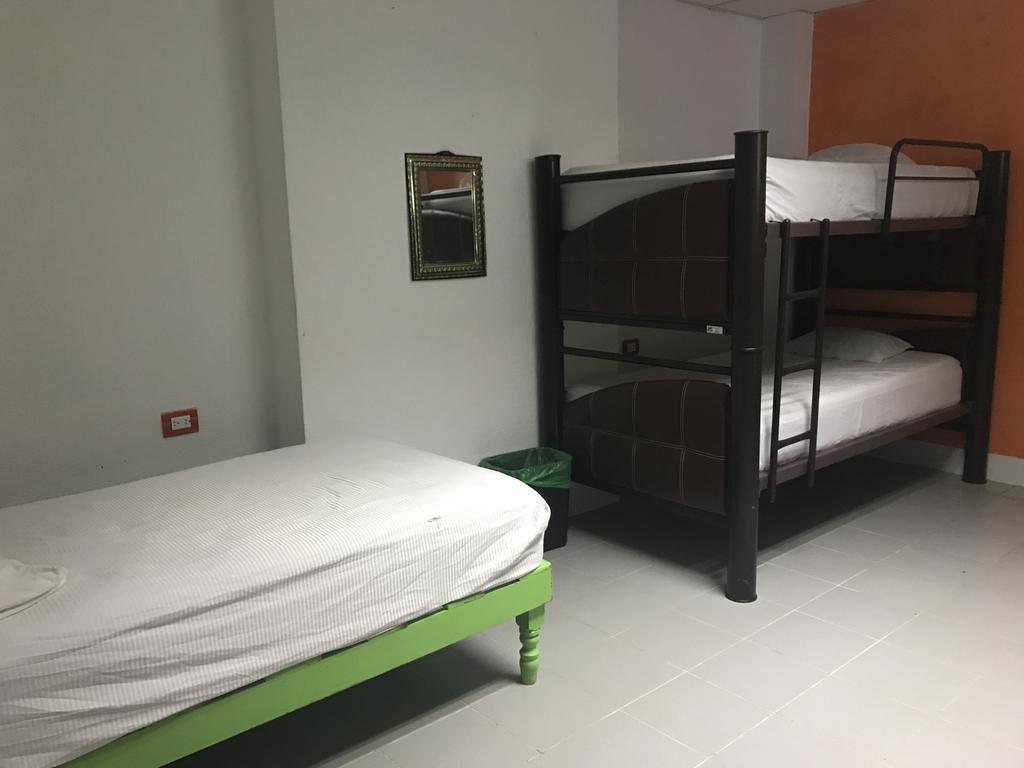 Hostel Mundo Maya Cancún Exterior foto